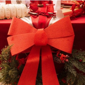 Laço Veludo Vermelho...