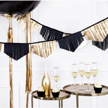 Guirlanda Franjas Recortadas